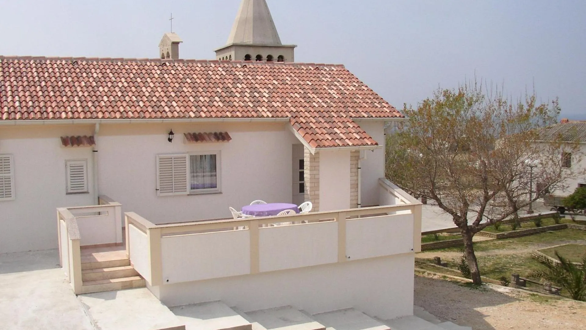 Apartments Luca - With Nice Courtyard Povljana 0*,